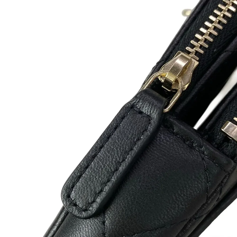 Chanel Matelasse Shoulder Bag AP3739